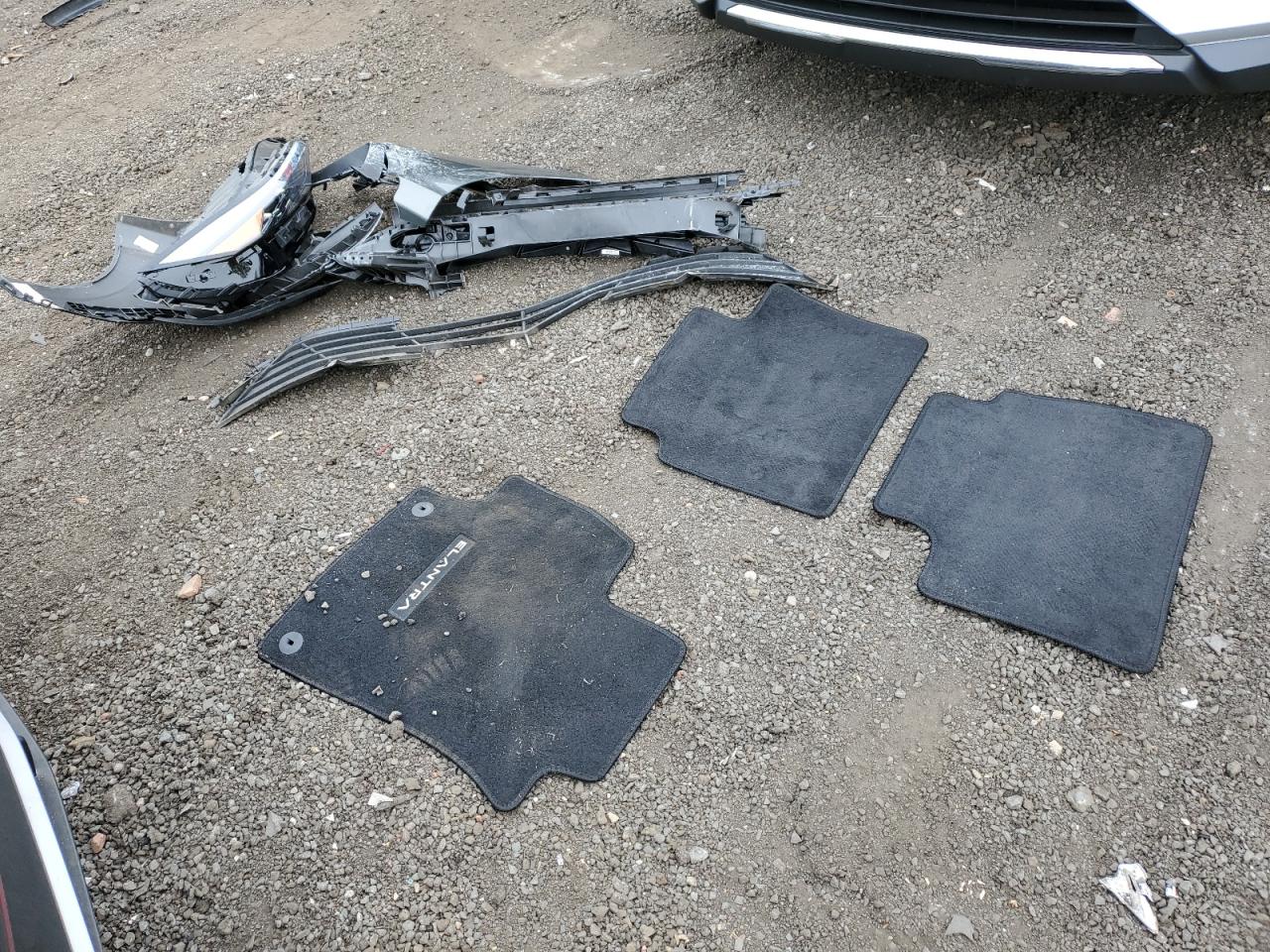 2024 HYUNDAI ELANTRA SEL VIN:KMHLM4DG3RU782201