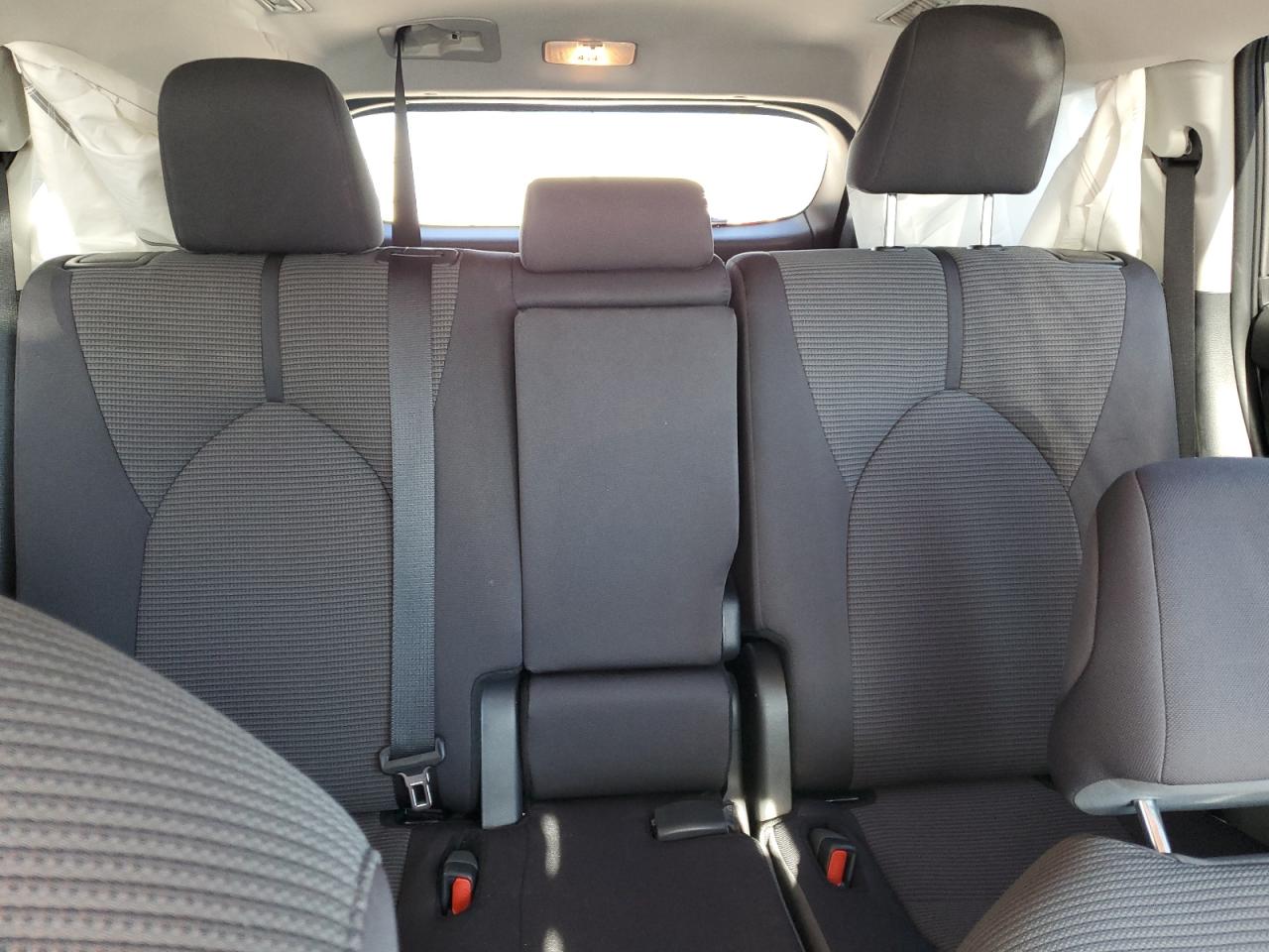 2024 TOYOTA HIGHLANDER LE VIN:5TDKDRBH0RS570675