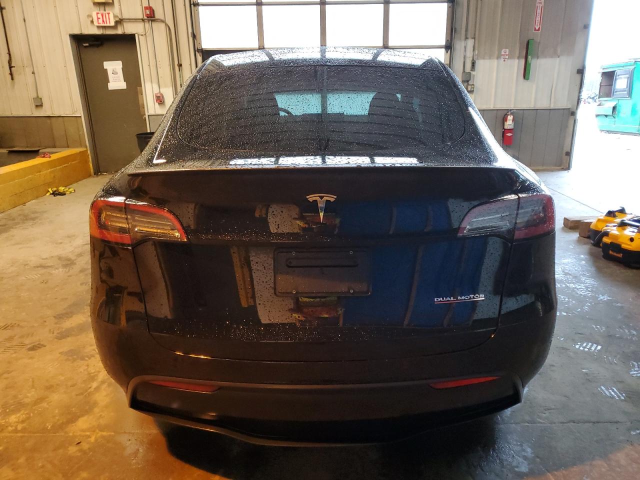 2023 TESLA MODEL Y  VIN:7SAYGDEF5PF795550