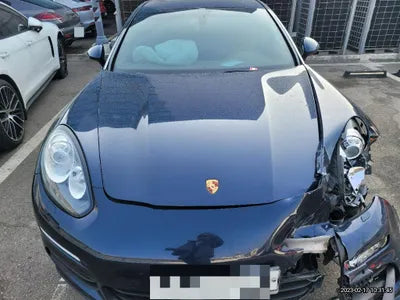 2015 Porsche Panamera VIN: