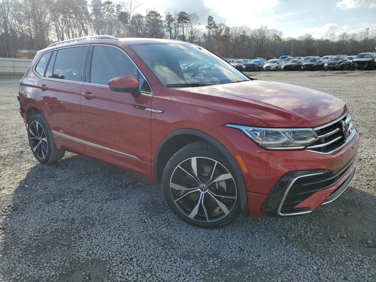 2024 VOLKSWAGEN TIGUAN SEL R-LINE BLACK VIN:3VV4B7AX7RM150652