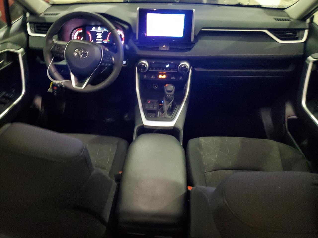 2024 TOYOTA RAV4 XLE VIN:2T3P1RFV1RC479039