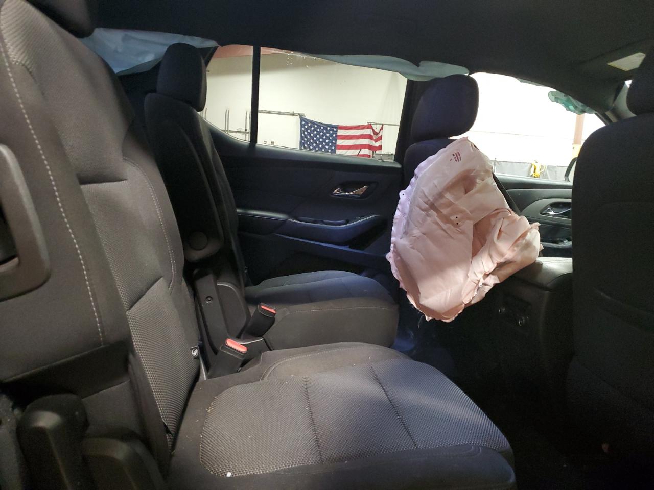 2022 CHEVROLET TRAVERSE LT VIN:1GNERGKW2NJ195064