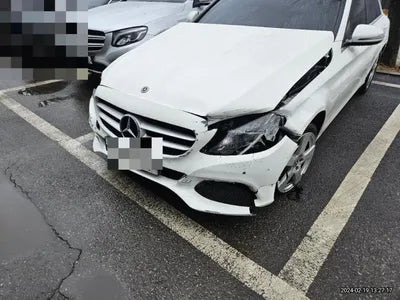 2017 Mercedes-Benz C 200 VIN: