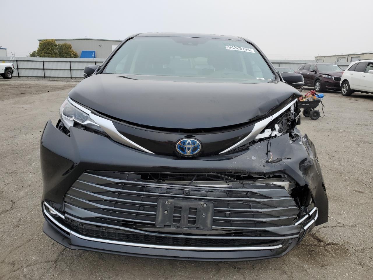 2022 TOYOTA SIENNA LIMITED VIN:5TDERKEC2NS094476
