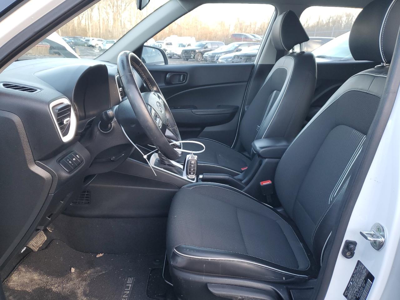 2022 HYUNDAI VENUE SEL VIN:KMHRC8A36NU180604