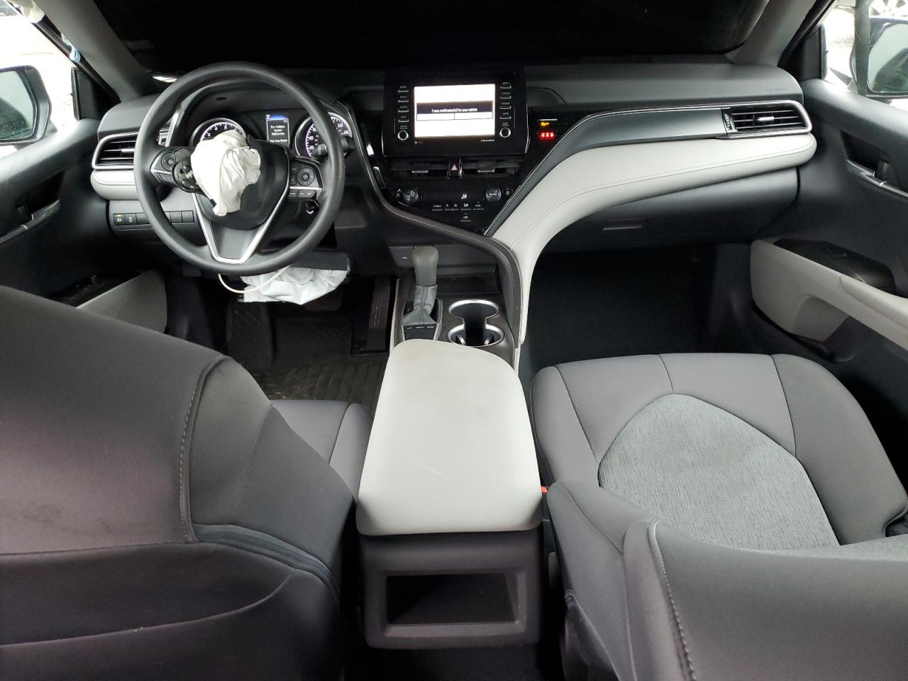 2022 TOYOTA CAMRY LE VIN:4T1C11AK8NU646107