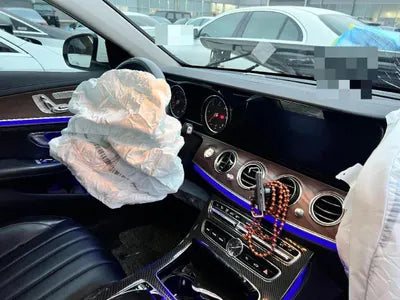 2016 Mercedes-Benz E 220 VIN: