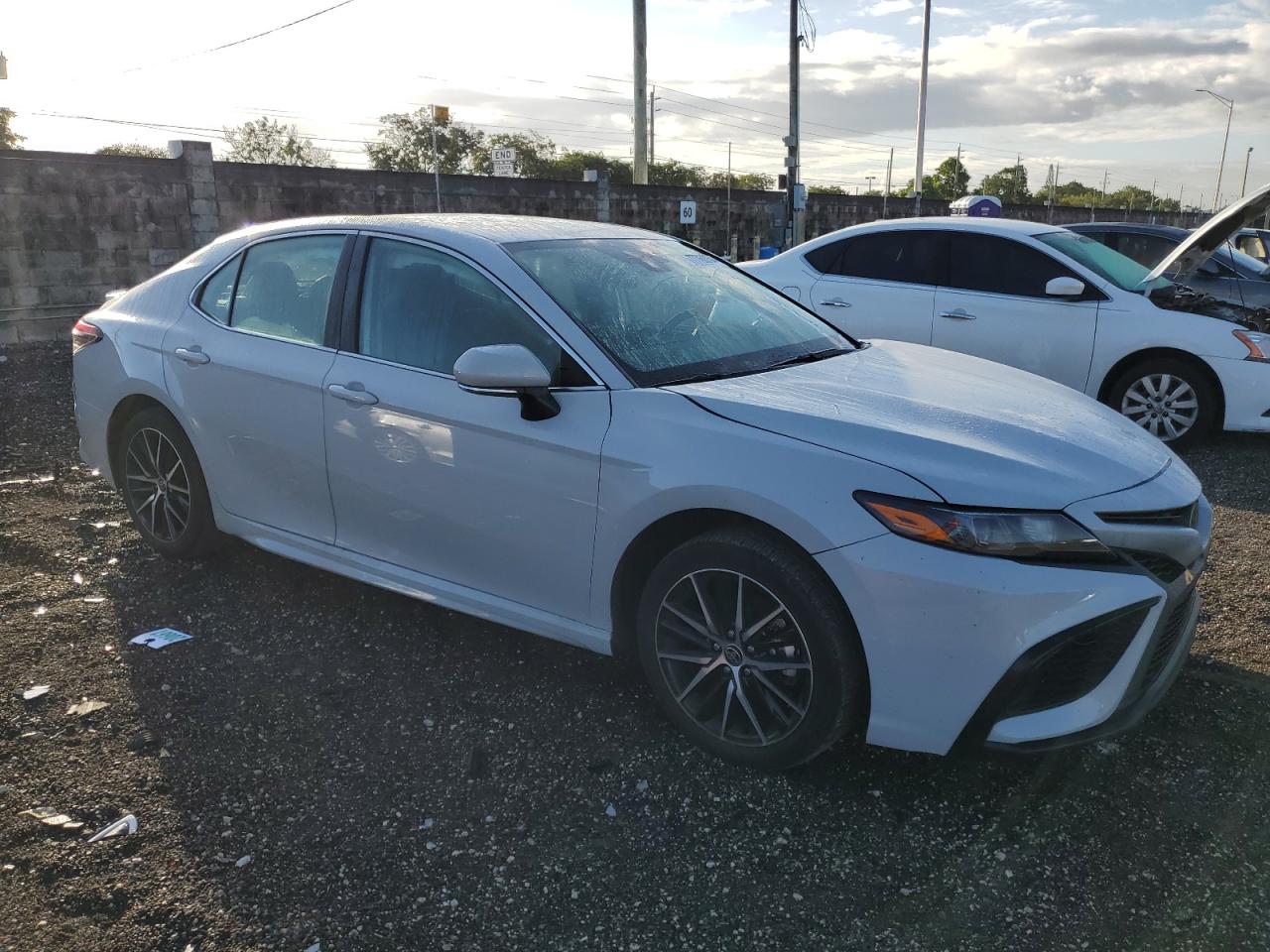2024 TOYOTA CAMRY SE NIGHT SHADE VIN:4T1G11AK2RU237396