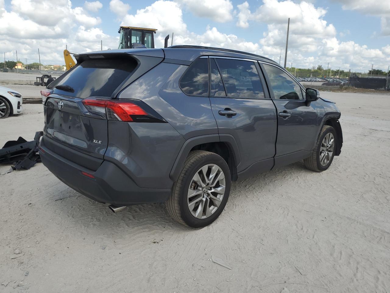 2023 TOYOTA RAV4 XLE PREMIUM VIN:JTMC1RFV9PD099888