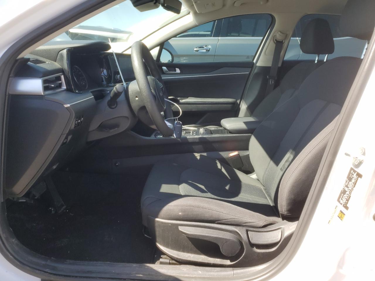 2022 KIA K5 LXS VIN:5XXG14J29NG150682