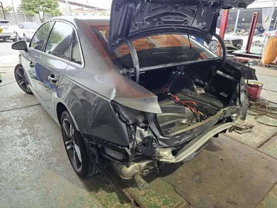 2019 Audi A4 WAUZZZF43KN022413 VIN:WAUZZZF43KN022413