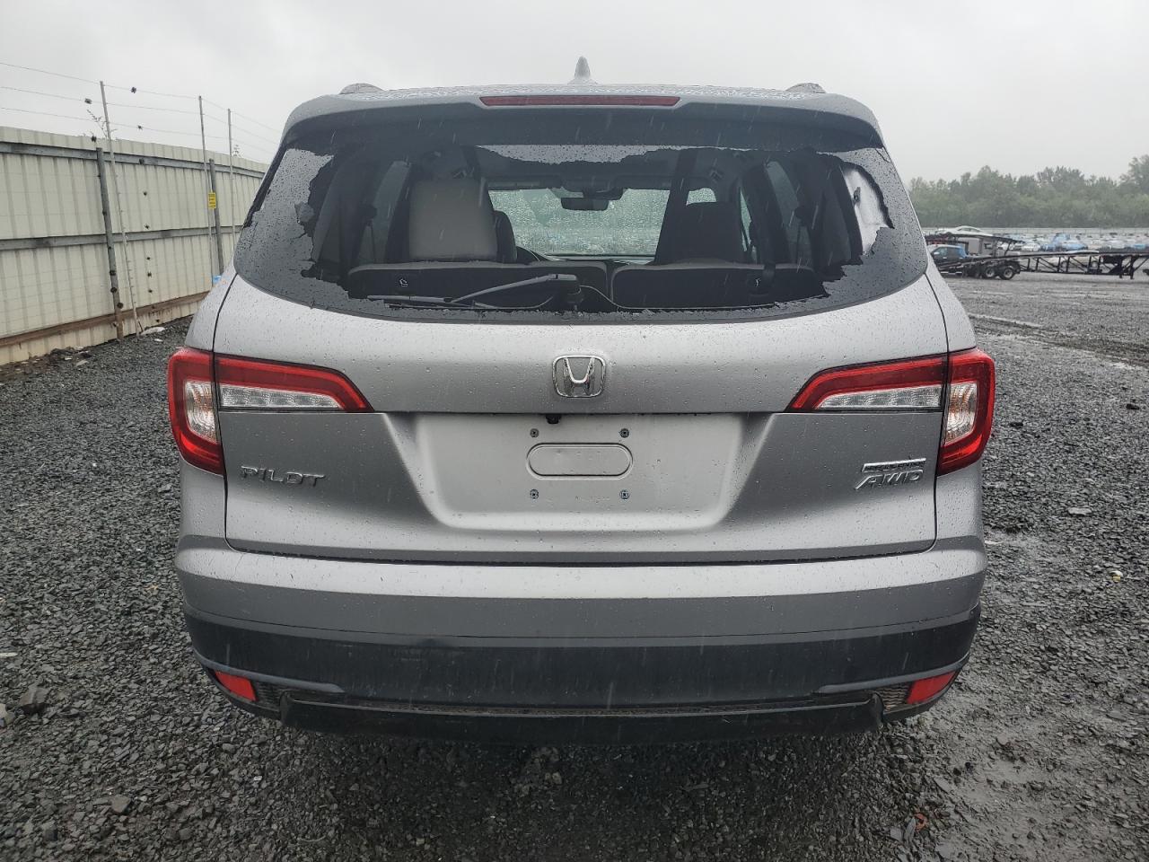 2022 HONDA PILOT SE VIN:5FNYF6H22NB001573