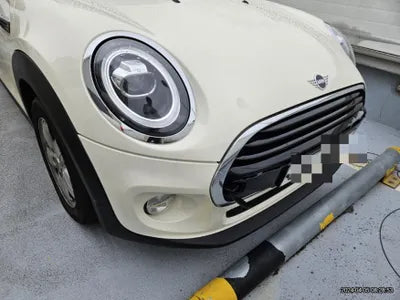 2019 MINI Cooper VIN:
