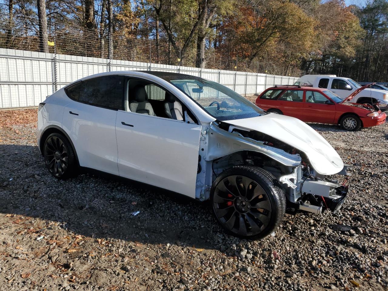 2022 TESLA MODEL Y  VIN:7SAYGDEF4NF541129