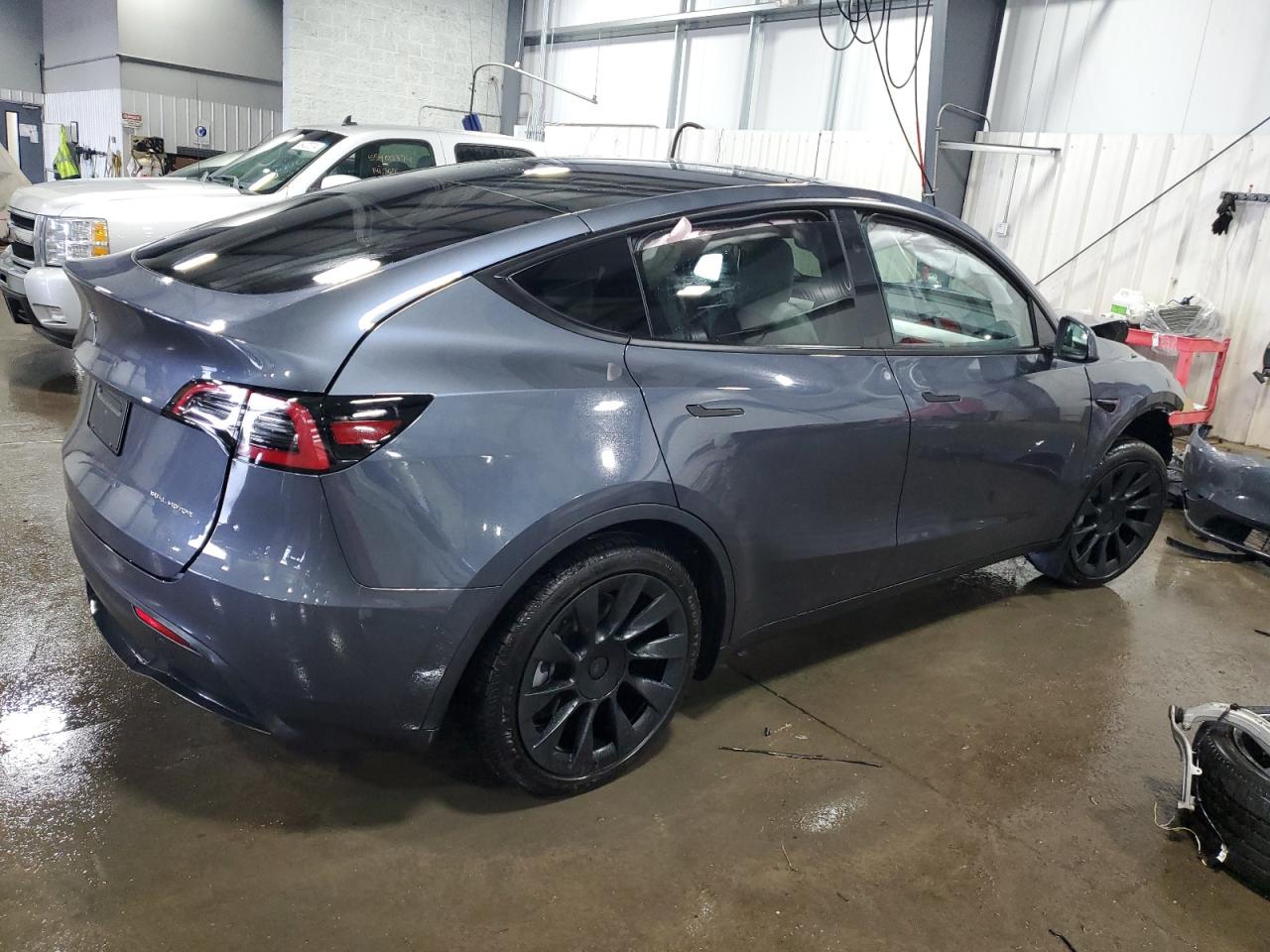 2023 TESLA MODEL Y  VIN:7SAYGDEE2PA210363