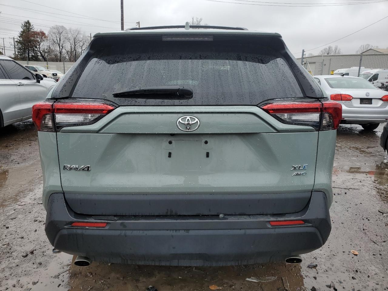 2022 TOYOTA RAV4 XLE VIN:2T3P1RFV8NW250219