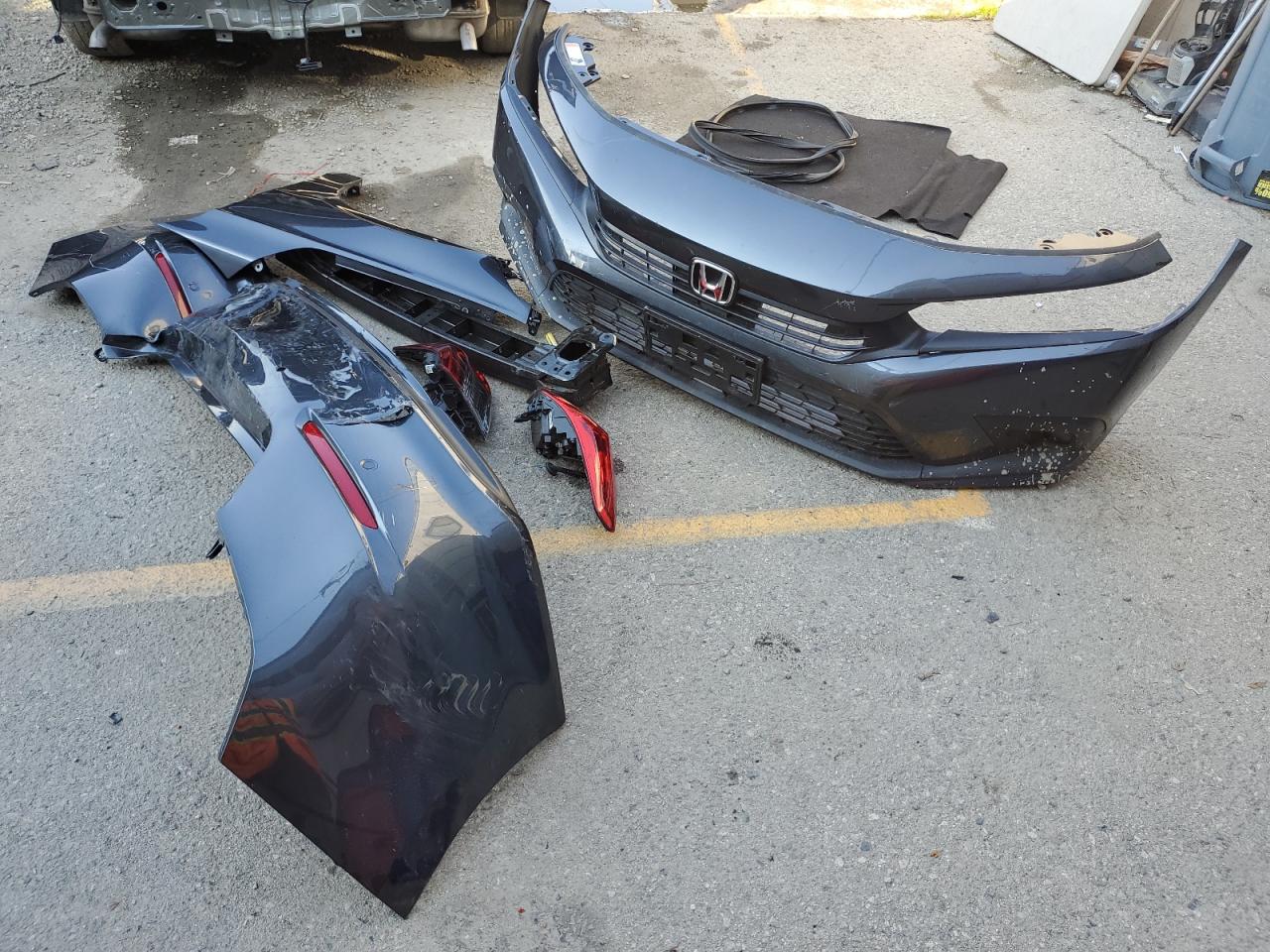 2024 HONDA CIVIC TOURING VIN:2HGFE1F92RH325802