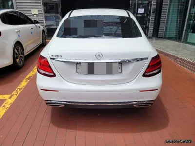 2019 Mercedes-Benz E 300 VIN: