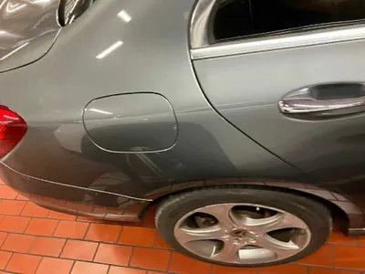 2018 Mercedes-Benz C 200 405KMWDDWF4DB3JF7 VIN:405KMWDDWF4DB3JF7