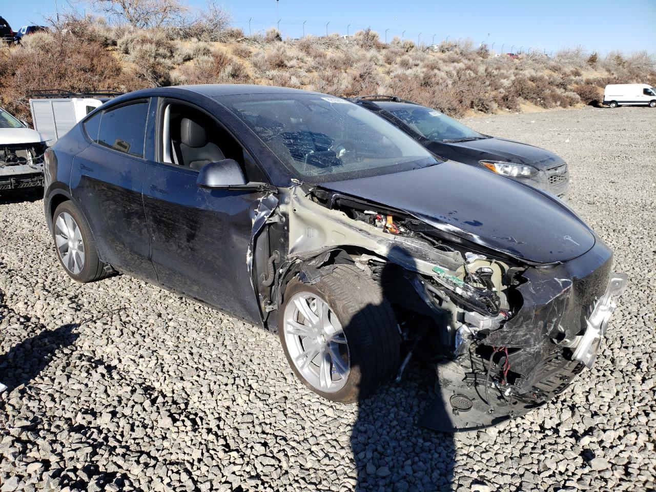 2024 TESLA MODEL Y  VIN:7SAYGDEE7RA242809