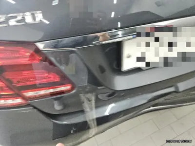 2016 Mercedes-Benz E 220 VIN: