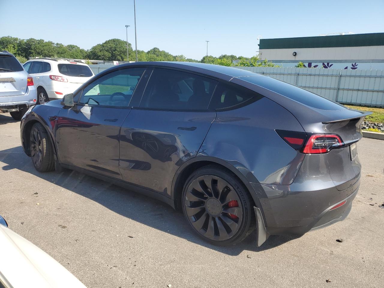 2022 TESLA MODEL Y  VIN:7SAYGDEF7NF373289