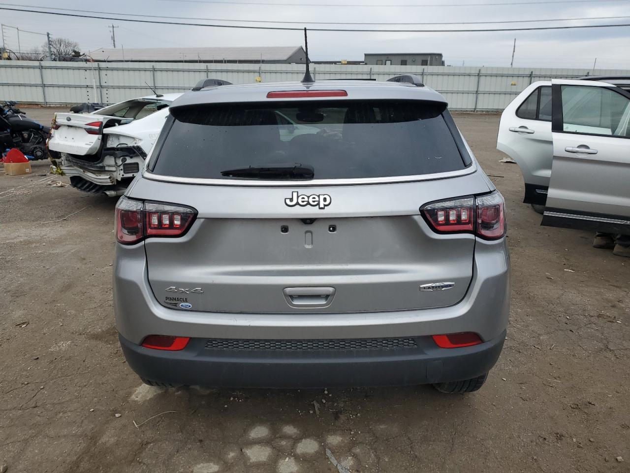 2022 JEEP COMPASS LATITUDE VIN:3C4NJDBB9NT121998