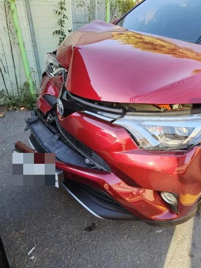 2017 Toyota RAV4 VIN: