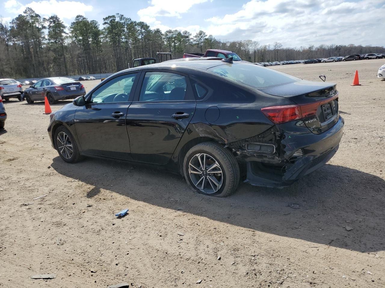 2023 KIA FORTE LX VIN:3KPF24AD2PE653170