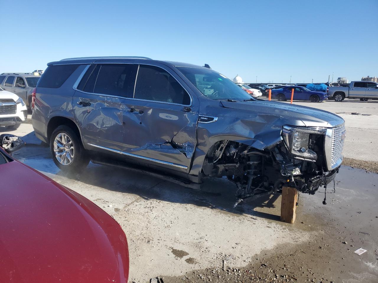 2022 GMC YUKON SLT VIN:1GKS1BKD7NR330453