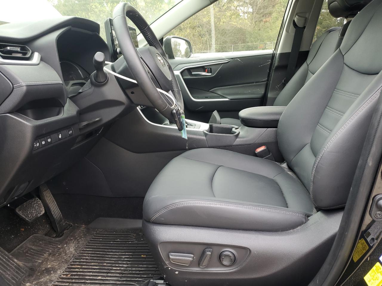 2023 TOYOTA RAV4 XLE PREMIUM VIN:JTMB6RFV4PD107179