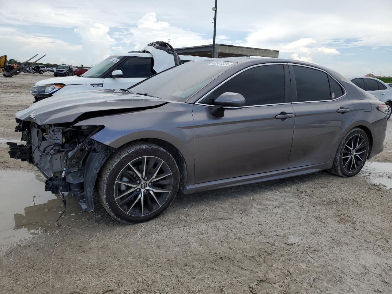 2022 TOYOTA CAMRY SE VIN:4T1G11BK5NU070248