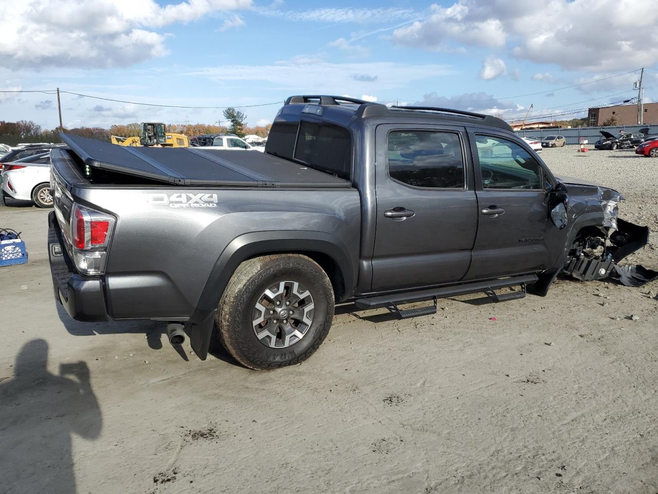 2022 TOYOTA TACOMA DOUBLE CAB VIN:3TMCZ5AN3NM477312