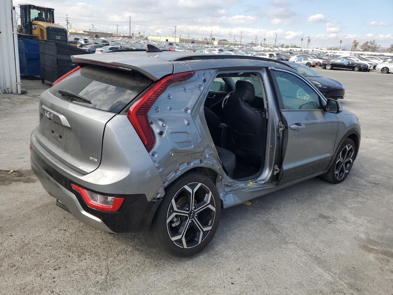 2023 KIA NIRO EX VIN:KNDCR3LE8P5043848