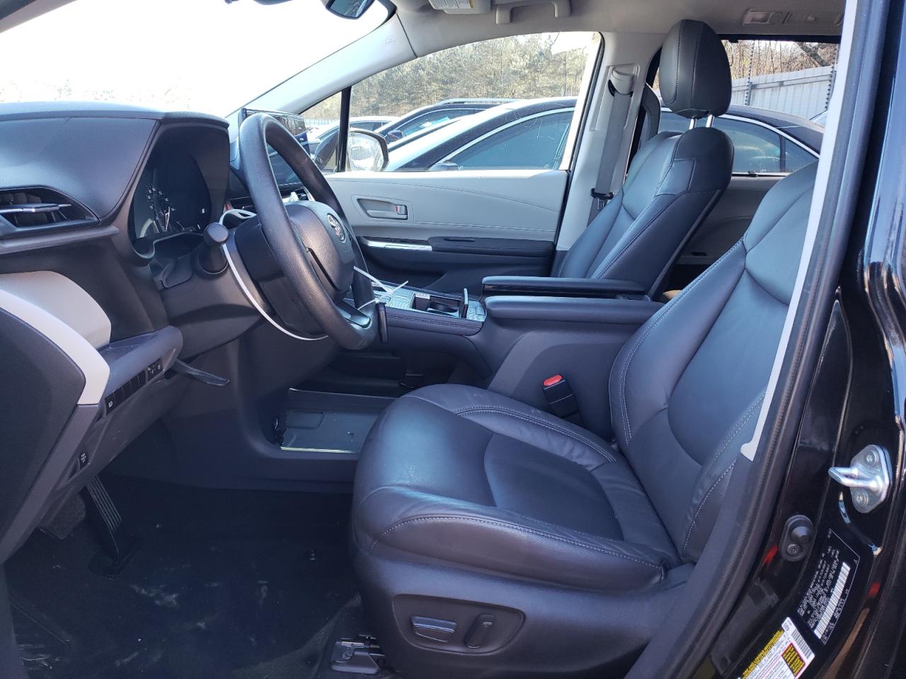 2023 TOYOTA SIENNA LE VIN:5TDBRKEC8PS147123