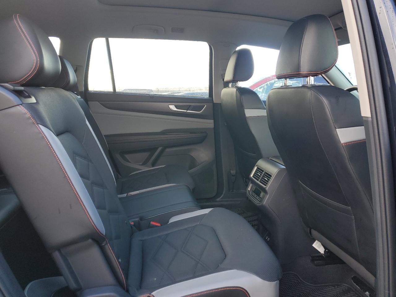 2024 VOLKSWAGEN ATLAS PEAK EDITION SE VIN:1V2CR2CA8RC570034