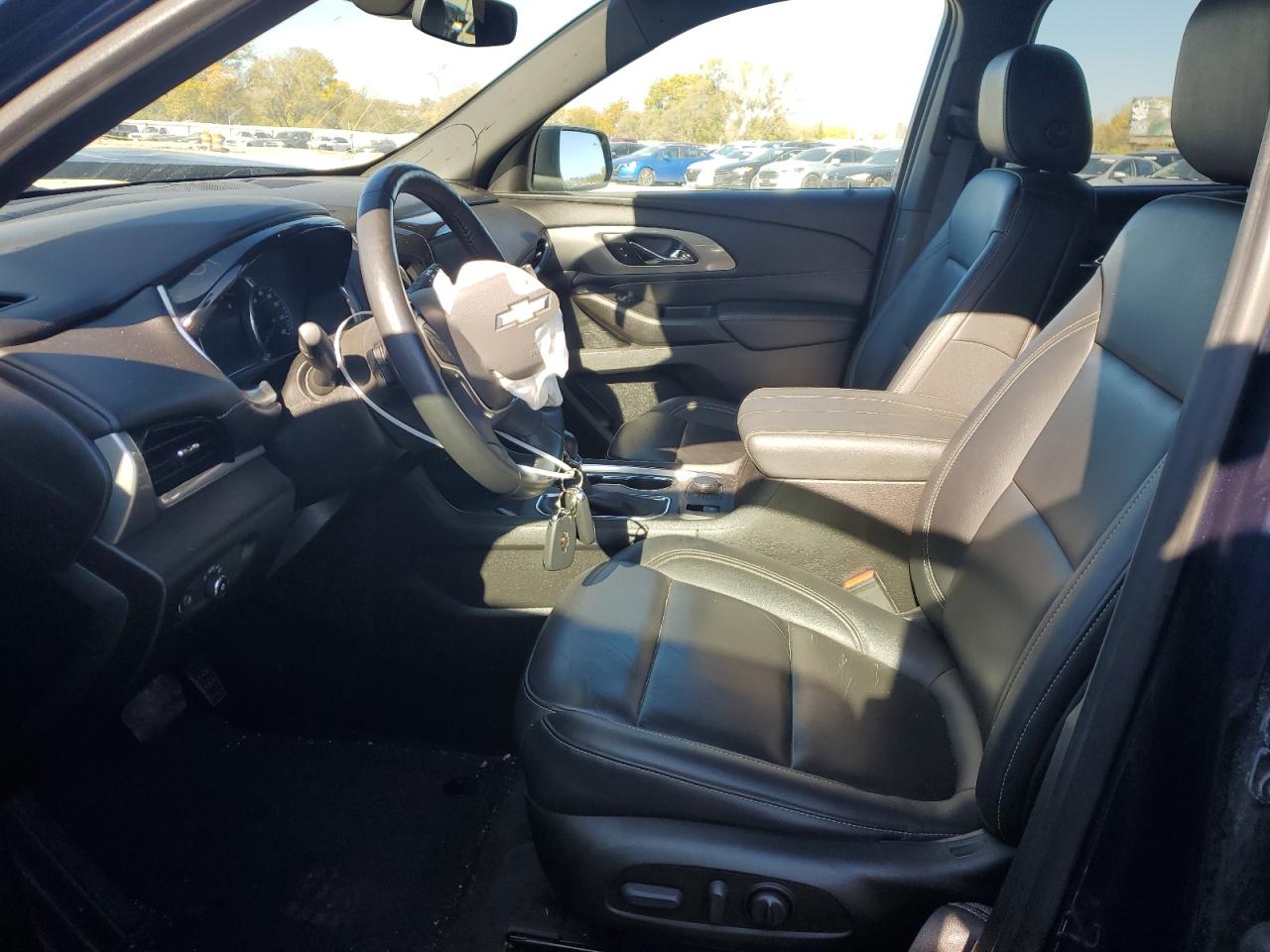 2022 CHEVROLET TRAVERSE LT VIN:1GNEVHKW7NJ114075