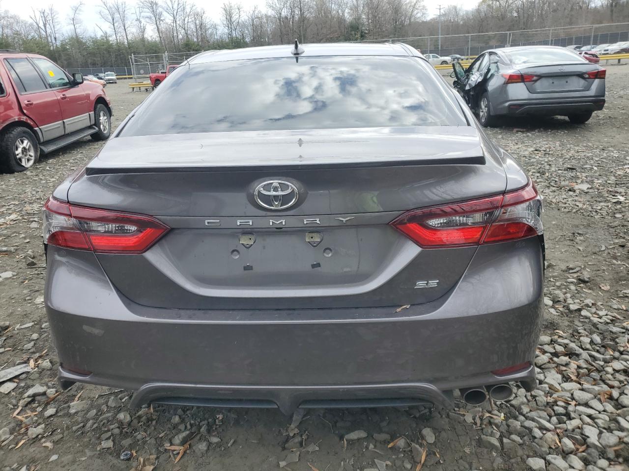 2024 TOYOTA CAMRY SE NIGHT SHADE VIN:4T1G11AK4RU868392