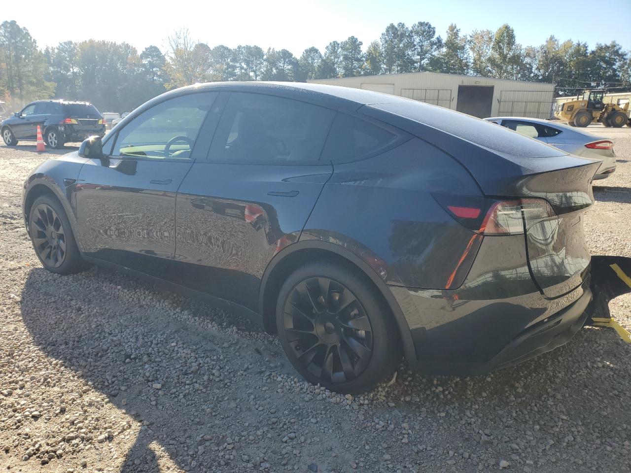 2024 TESLA MODEL Y  VIN:7SAYGAEE3RF117727