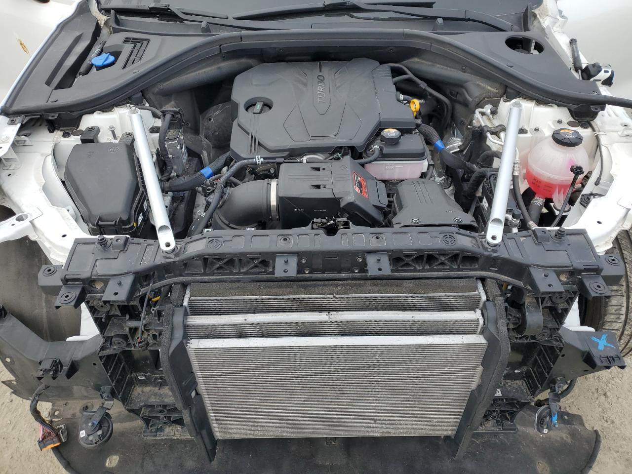 2022 GENESIS GV70 BASE VIN:KMUMADTB9NU057748