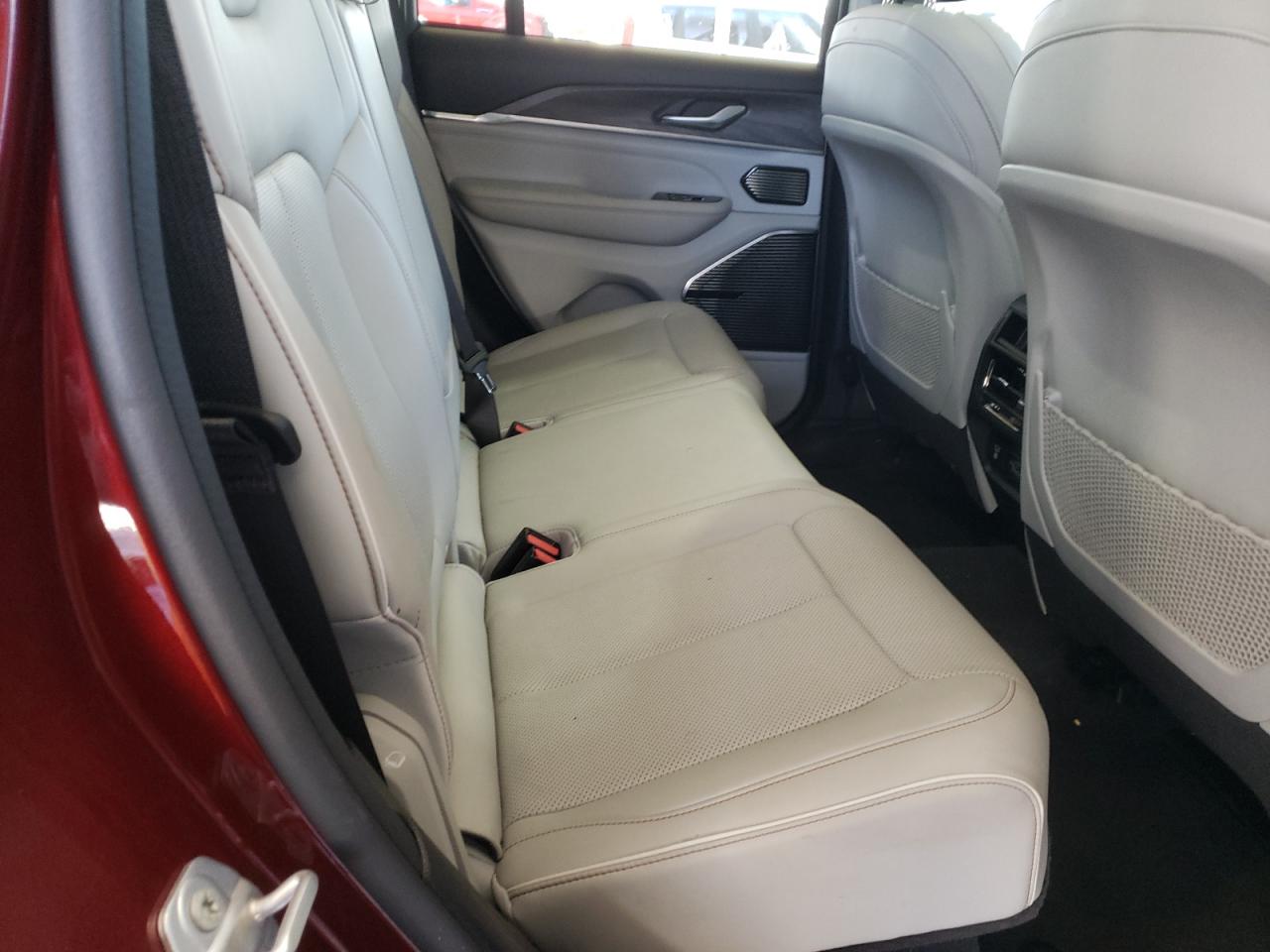 2022 JEEP GRAND CHEROKEE OVERLAND VIN:1C4RJHDG5N8626100