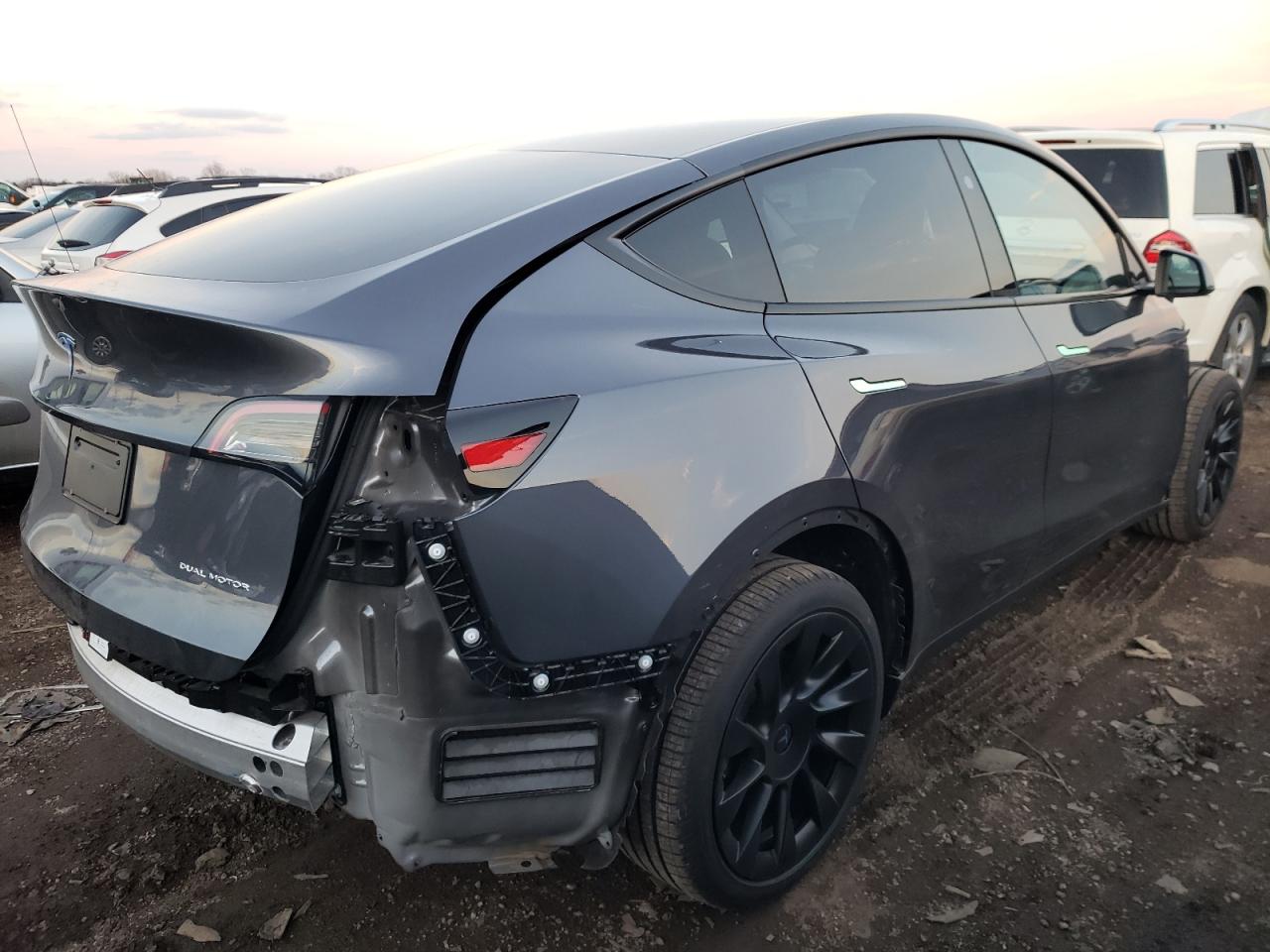 2023 TESLA MODEL Y  VIN:7SAYGDEE4PF896117