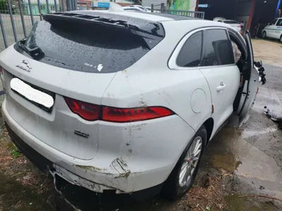 2018 Jaguar F-Pace 332KMSADCA2BNXJA2 VIN:332KMSADCA2BNXJA2