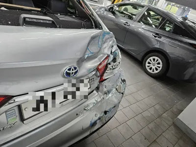 2016 Toyota Camry VIN: