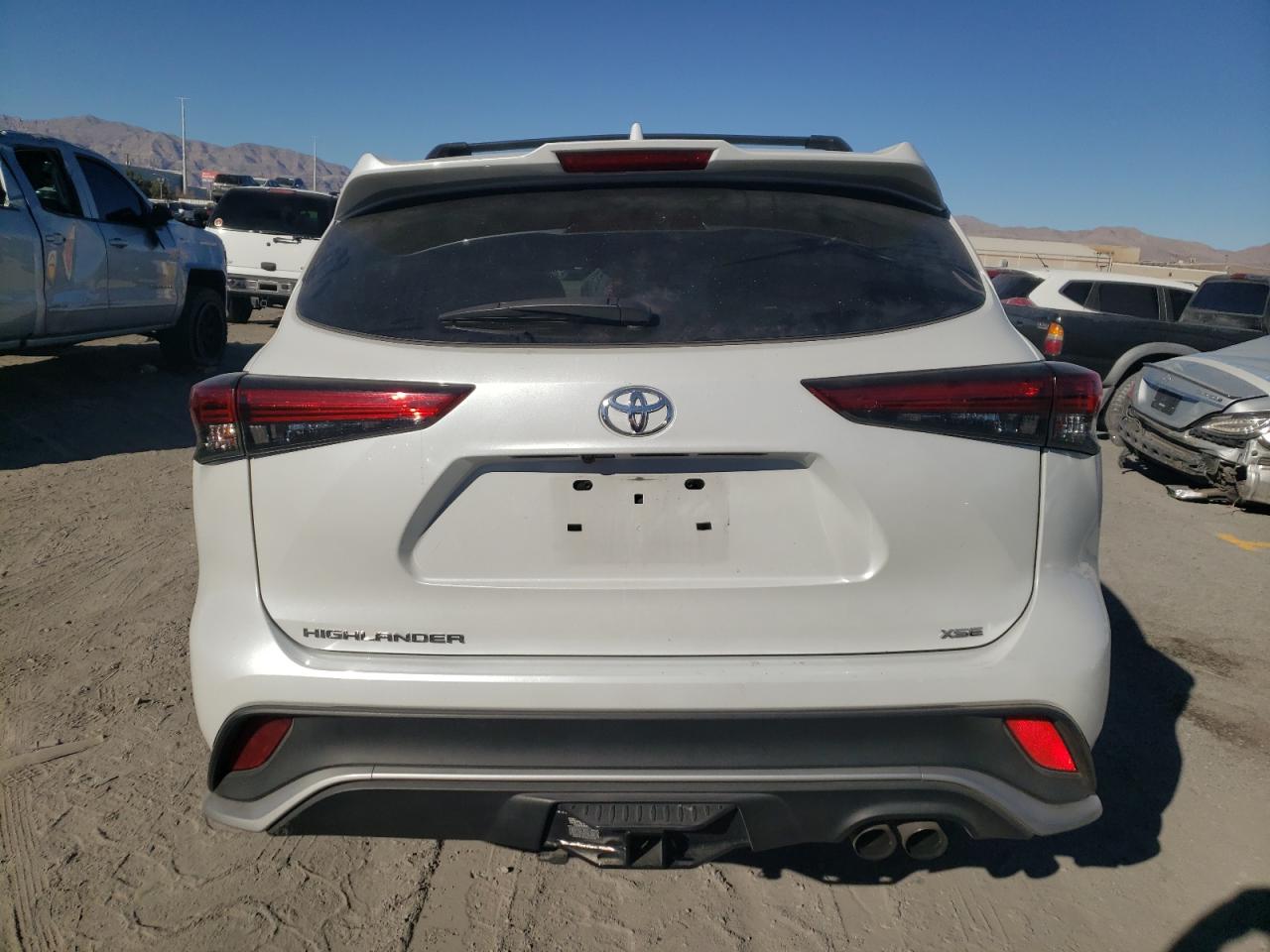 2022 TOYOTA HIGHLANDER XSE VIN:5TDJZRAH8NS099982