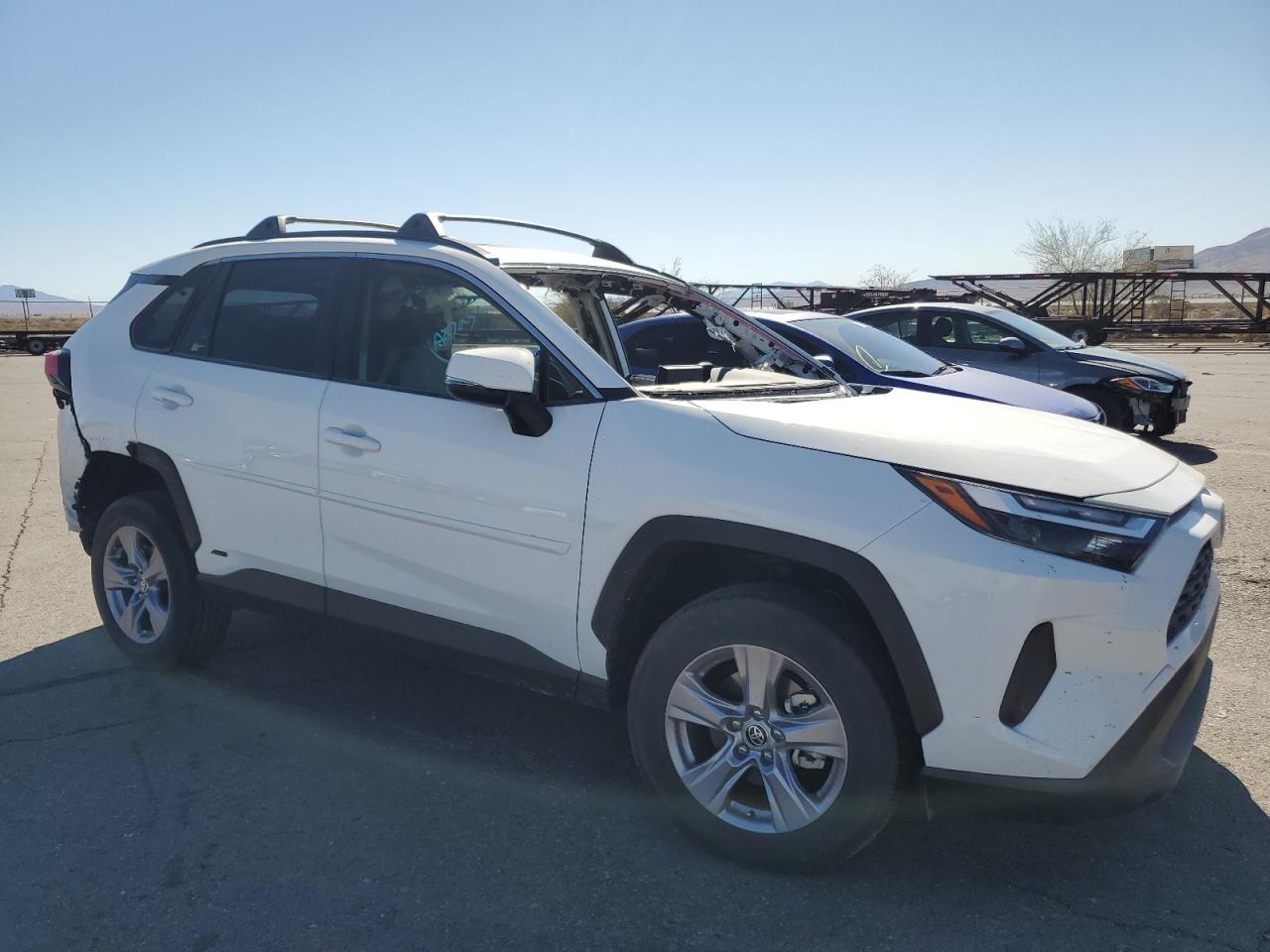 2024 TOYOTA RAV4 XLE VIN:JTMRWRFV1RD227572