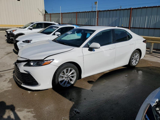 2022 TOYOTA CAMRY LE VIN:4T1C11AK7NU010715