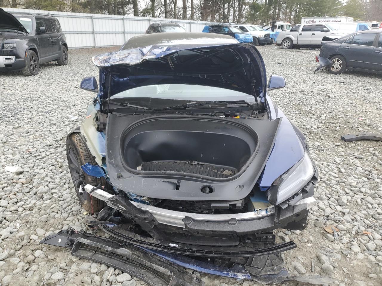 2024 TESLA MODEL 3  VIN:5YJ3E1EAXRF829940