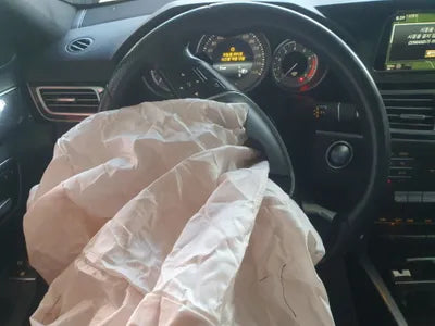 2015 Mercedes-Benz E 300 VIN: